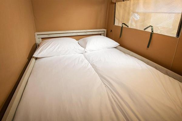 Camping Chateau De Galaure Chateauneuf-de-Galaure エクステリア 写真