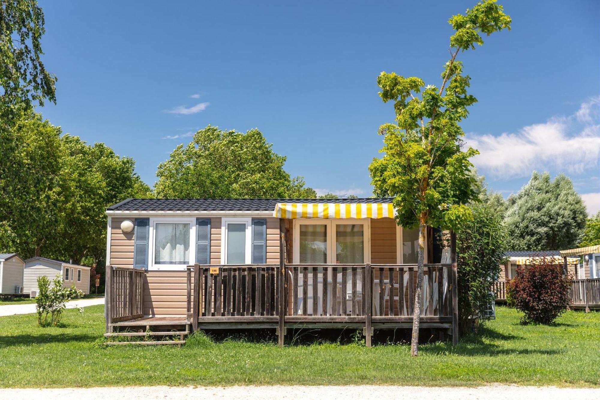 Camping Chateau De Galaure Chateauneuf-de-Galaure エクステリア 写真